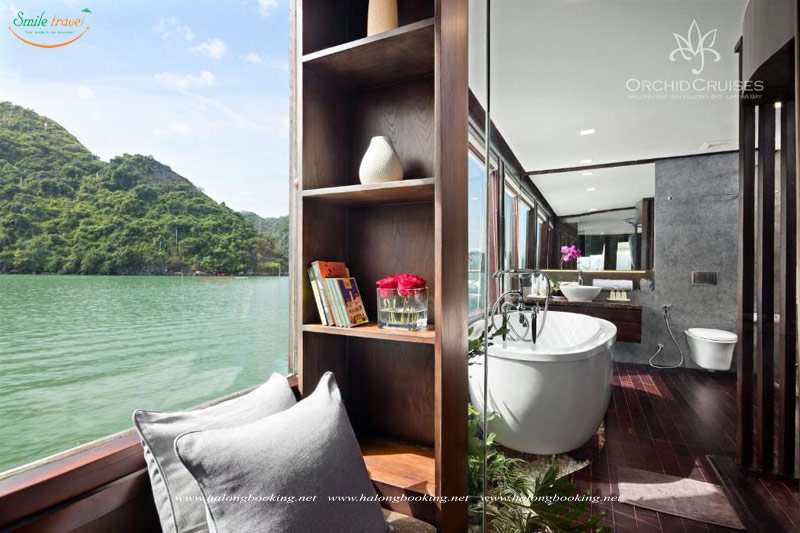 Bathroom Orchid Classic Cruise Halong Bay, Du thuyền 5 sao Orchid Classic Cruise