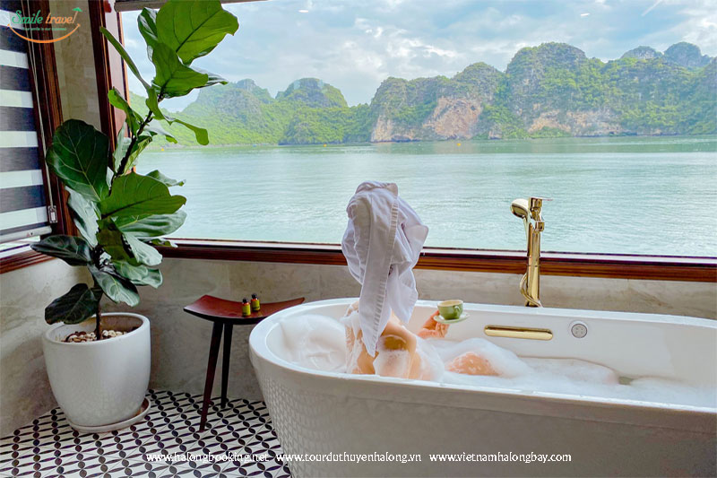 Bathroom Heritage Cruise Halong Bay, Du Thuyền Heritage Cruise 5 Sao