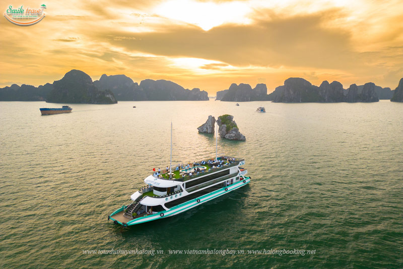 Tour Amethyst Cruise Halong Bay 1 Day