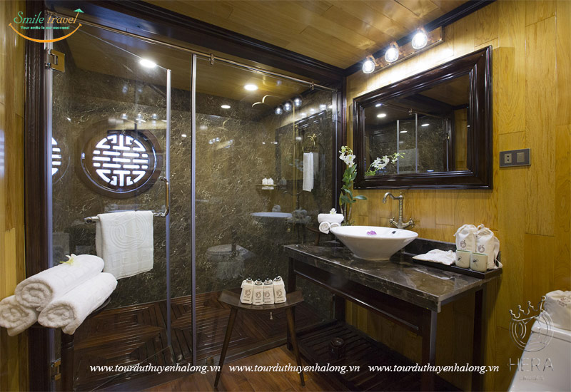 Bathroom- Hera Grand Luxury Cruises Halong 5*
