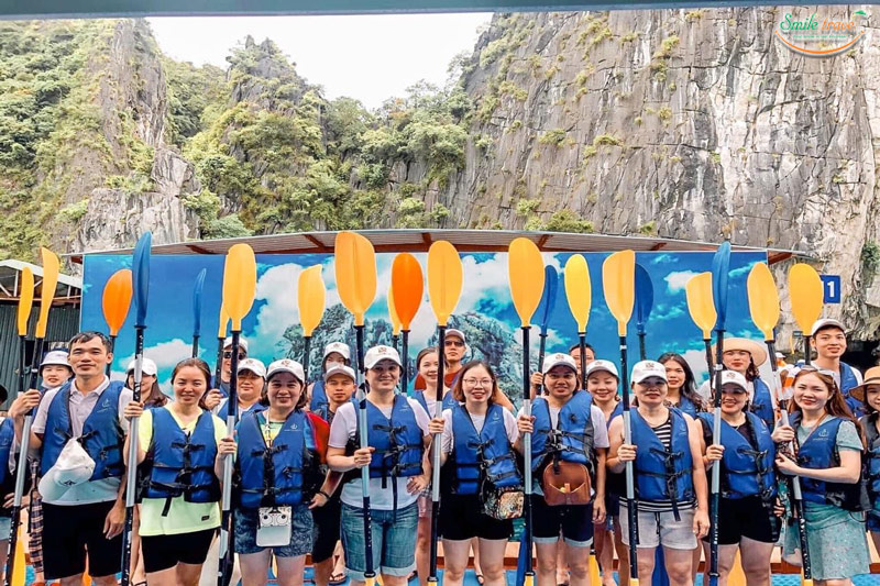 Kayak - Athena Royal Cruise Halong Bay