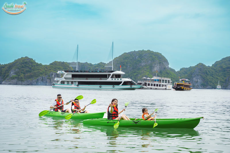 Kayak- Amethyst Cruise Halong Bay 1 Day- Smile Travel