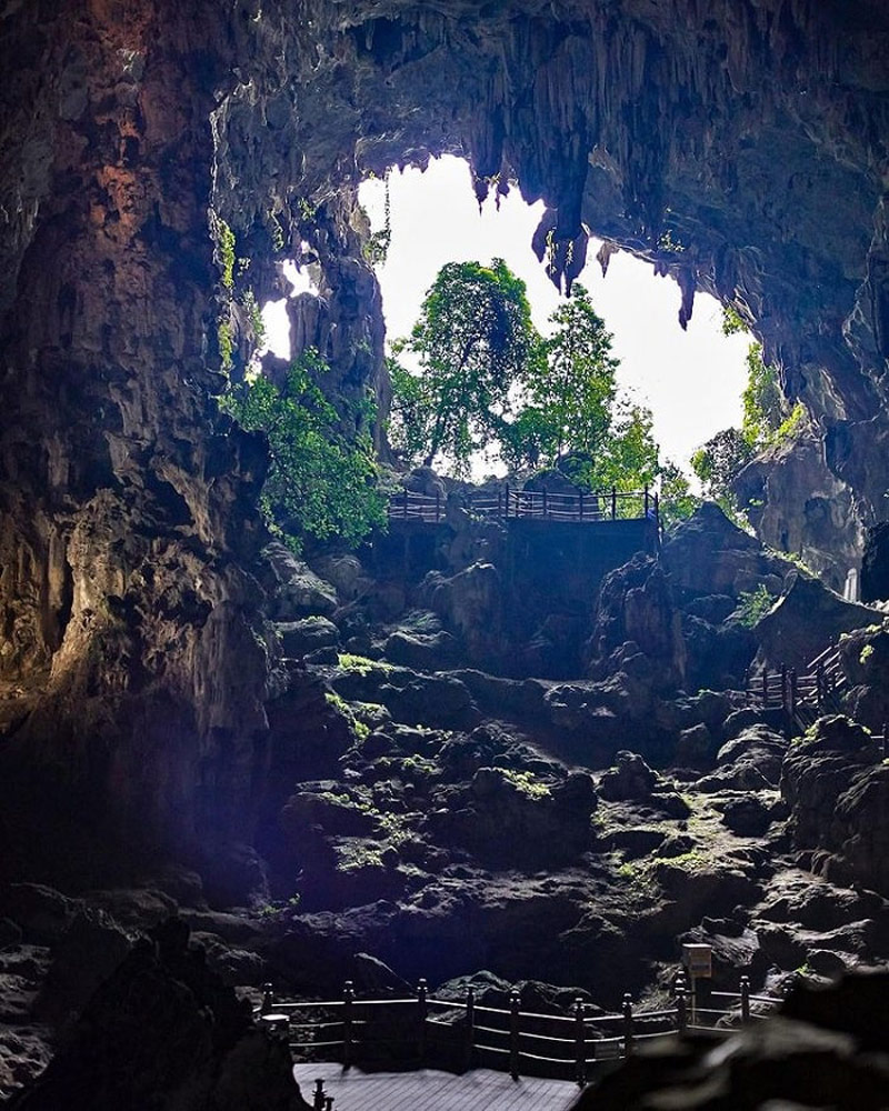 Dau Go Cave( Wooden Head Cave)
