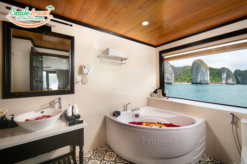 Bathroom President Suite Hermes Cruise Smiletravel Halongbay