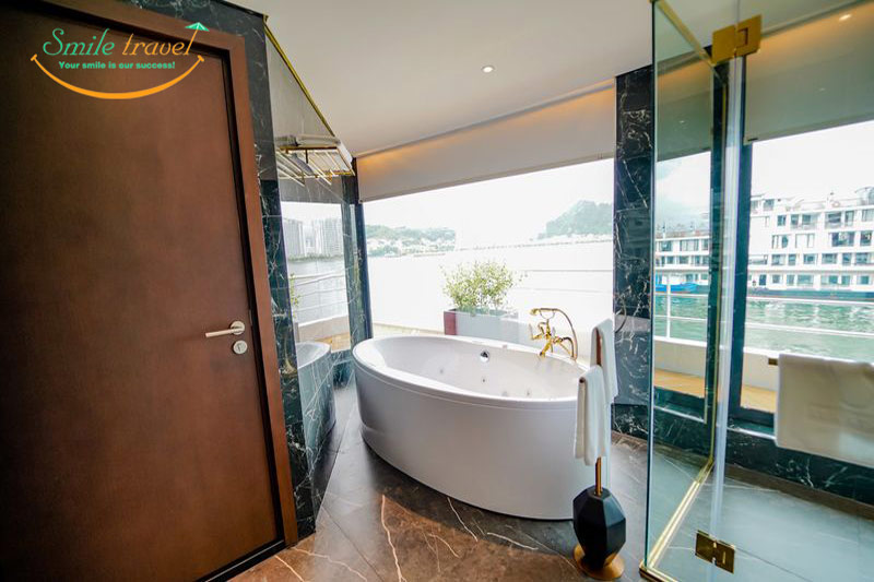 Bathroom- Sea stars cruise halong bay 6 star-Smile Travel