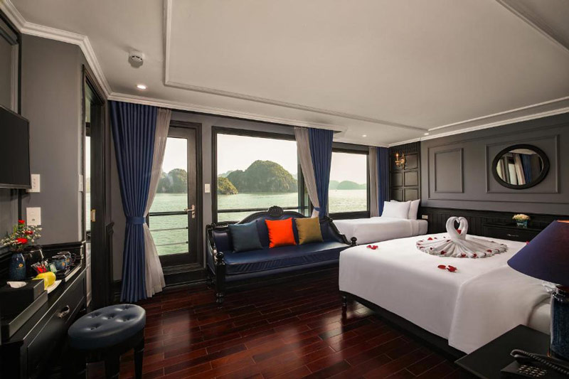 Honeymoon Room-Rosy cruise Halong Bay