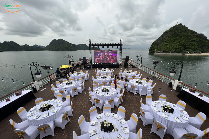 Event- Ambassador Cruise Halong Bay 5*-Smile Travel