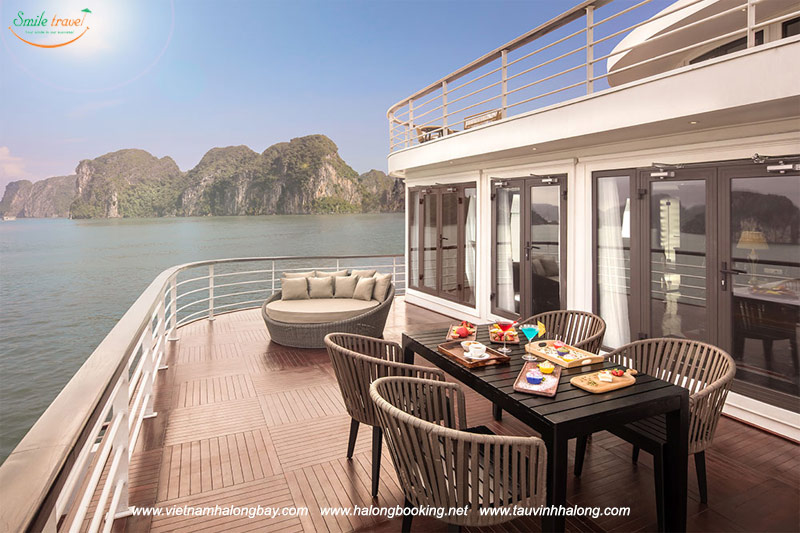 Balcony- Ambassador Cruise Halong Bay 5*-Smile Travel