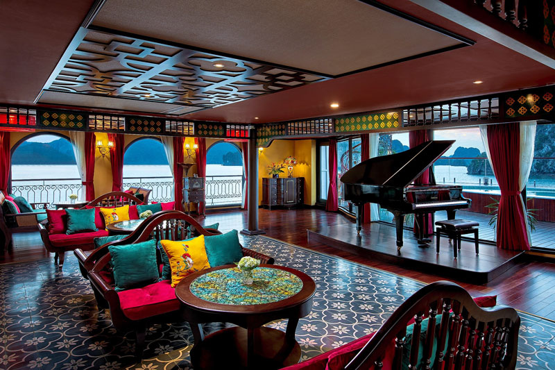 Lounge Indochhine Premium Cruise Halong-Lan Ha Bay