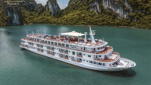 Ambassador Signature Cruise Halong Bay-Lan Ha Bay.