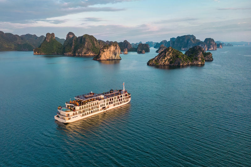 Overview Indochine Premium Cruise Halong-Lan Ha Bay