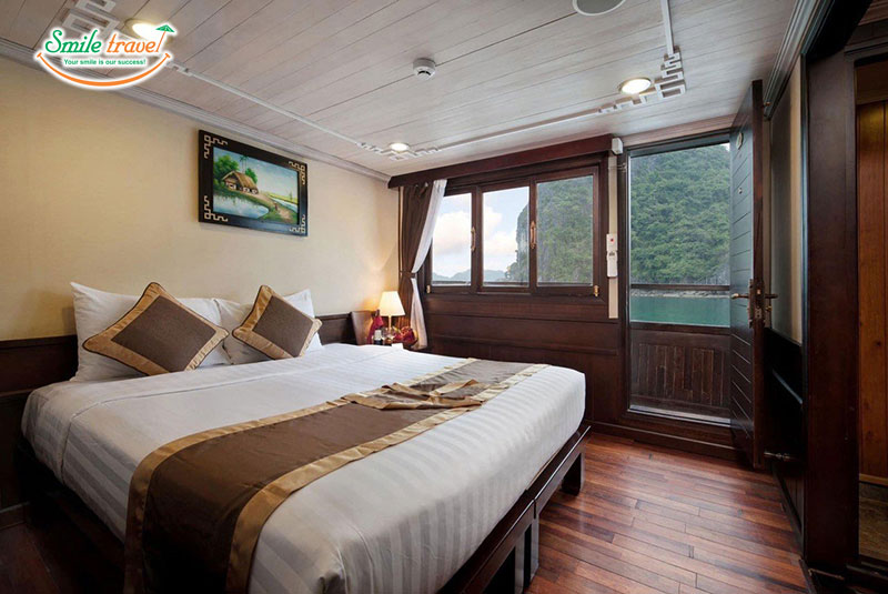 Deluxe cabin Le Jounrney cruise Smiletravel