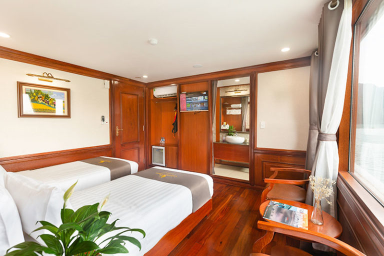 Family Deluxe Cabin, Calypso Cruise