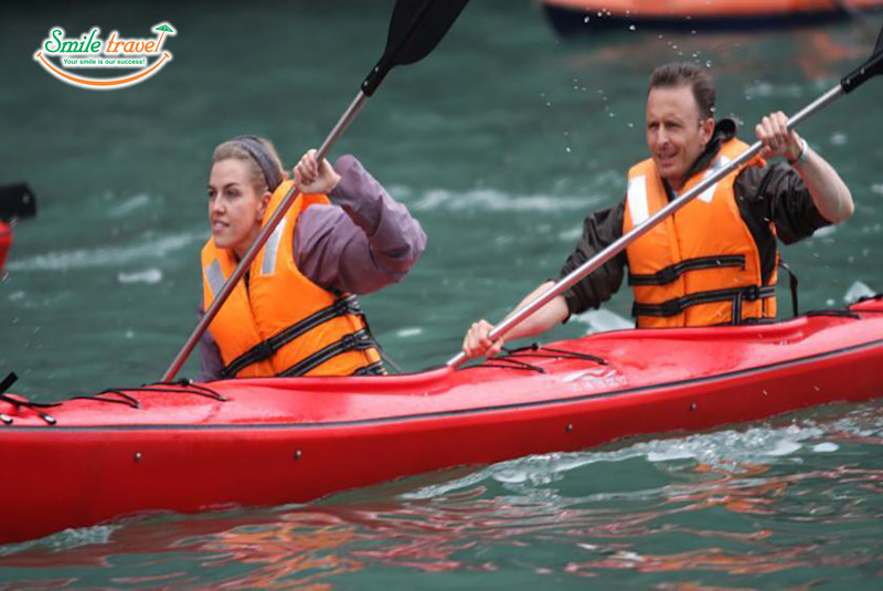Kayaking Phoenix Cruise Halong Smiletravel