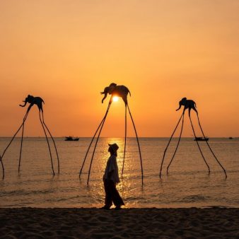 Sunset Sanato – The most beautiful sunset on the pearl island