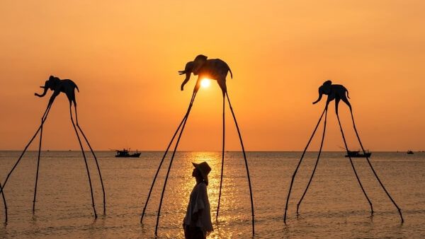 Sunset Sanato – The most beautiful sunset on the pearl island